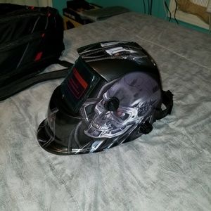 Meet your Posher, Bobby